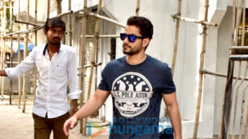 Kunal Khemu spotted in Juhu