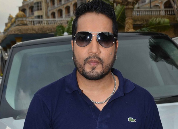 Mika Singh crosses the line again Mika Singh crosses the line again