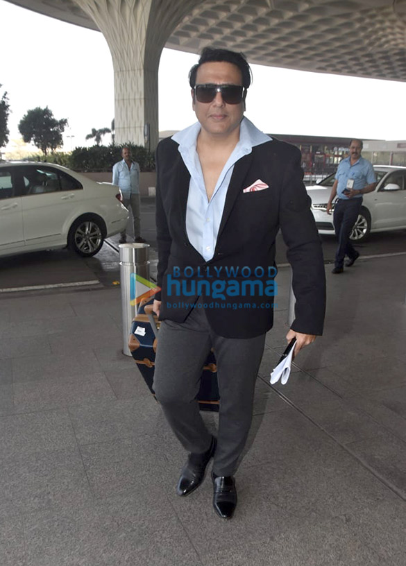 mouni roy and govinda snapped at the airport 6