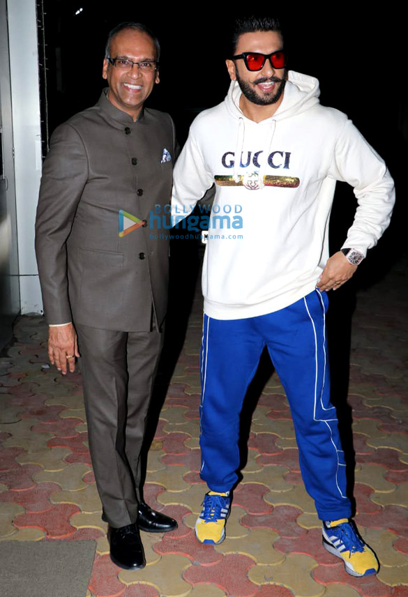 ranveer singh and sara ali khan at zee studio for christmas special simmba promotions 1