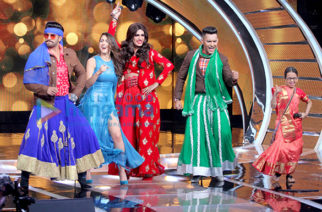 Ranveer Singh dances in Heels and Ghagra on Sa Re Ga Ma Pa for ‘Simmba’ promotions