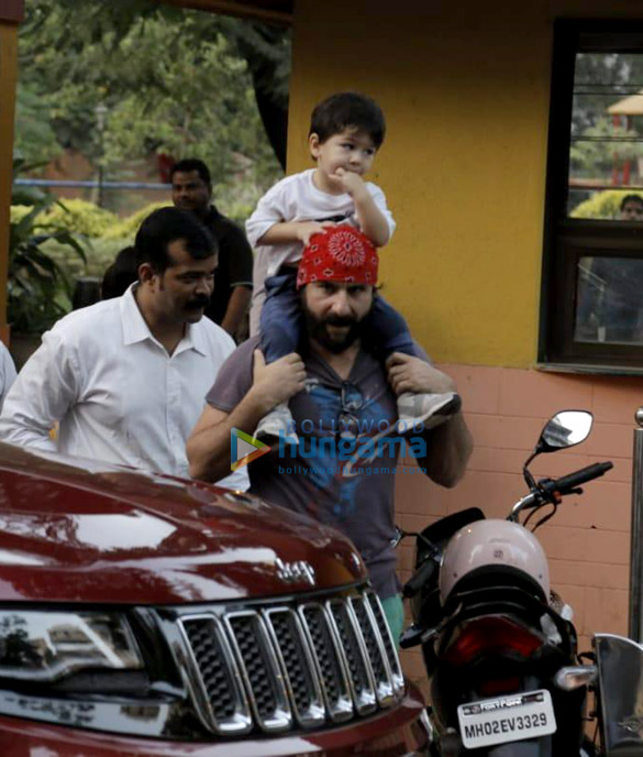 Saif Ali Khan and Taimur Ali Khan snapped in Bandra Saif Ali Khan and Taimur Ali Khan snapped in Bandra