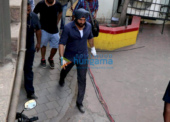 Saif Ali Khan spotted during on location shooting for Sacred Games Season 2 near Azad Nagar metro station