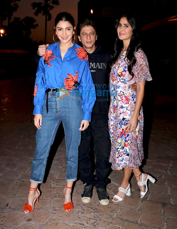 shah rukh khan anushka sharma katrina kaif and aanand l rai snapped during zero promotions at taj lands end bandra 6