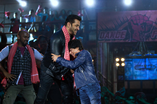 Shah Rukh Khan and Salman Khan to once again groove together after 11 years since Om Shanti Om Shah Rukh Khan and Salman Khan to once again groove together after 11 years since Om Shanti Om