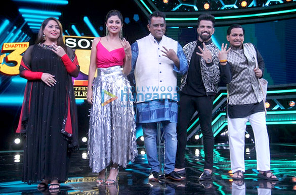 shilpa shetty anurag basu and geeta kapoor snapped at the launch of super dancer 3 5