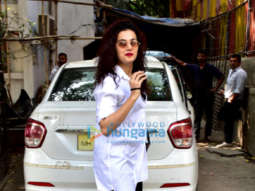 Taapsee Pannu spotted at Kromakay salon in Juhu