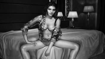 HOT ALERT! Urvashi Rautela amps up the thermostat with her latest post