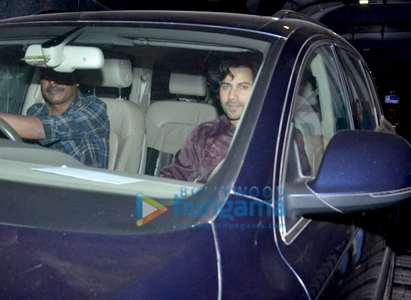 varun dhawan spotted outside the gym in bandra 2
