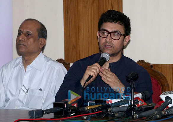 aamir khan snapped at child obesity awareness event 2