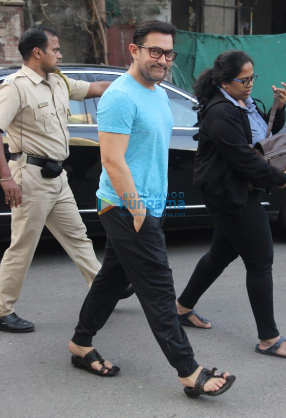 aamir khan spotted at a spa in bandra 1 3