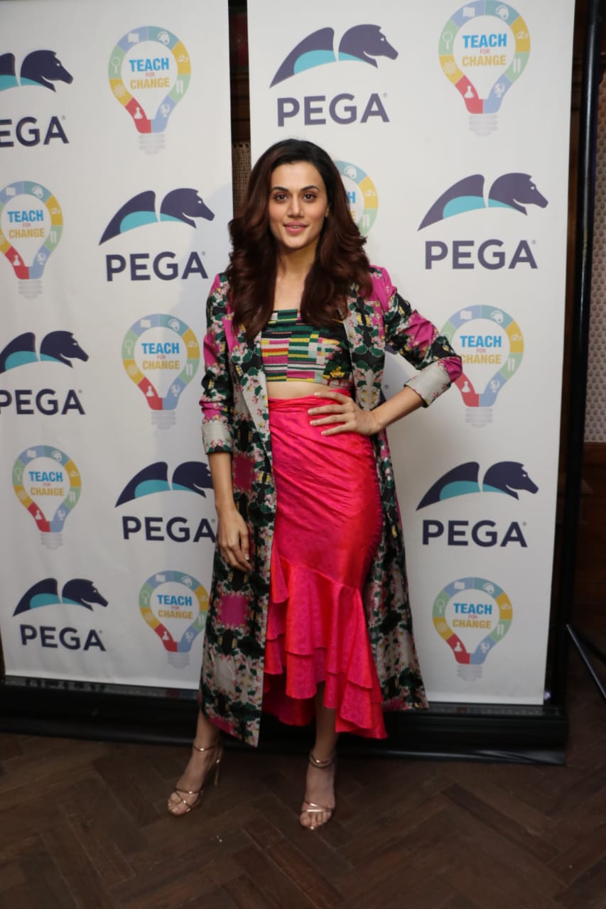adah sharma rhea chakraborty taapsee pannu and others grace pega teach for change event 2