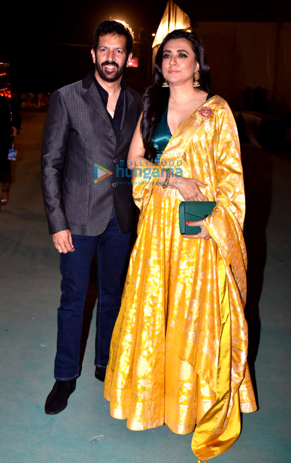 akshay kumar ajay devgn ranveer singh ranbir kapoor and others grace umang 2019 22