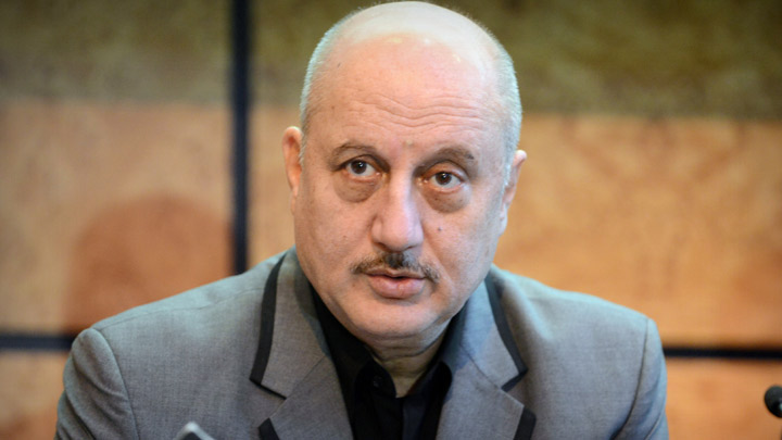 Anupam Kher: “We don’t have to send backwardness of India to Oscars”| The Accidental Prime Minister