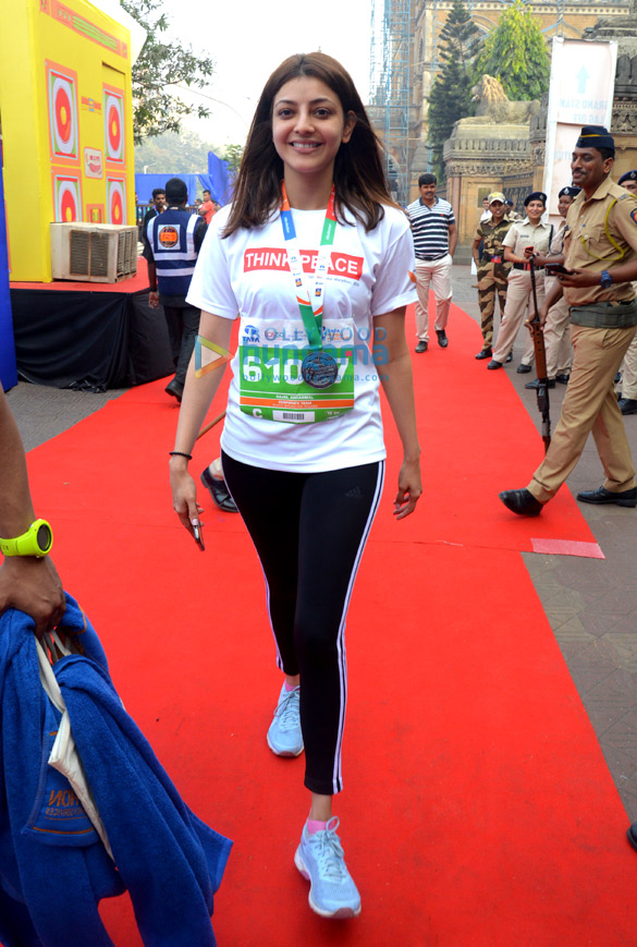celebs snapped at tata mumbai marathon 2019 2
