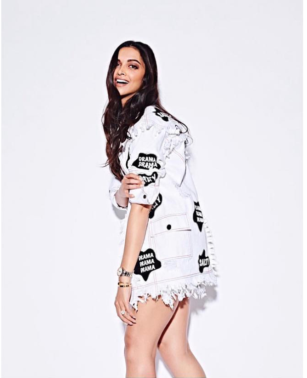 Deepika Padukone in Kanika Goyal x Babbu The Painter for Facebook live event (3)