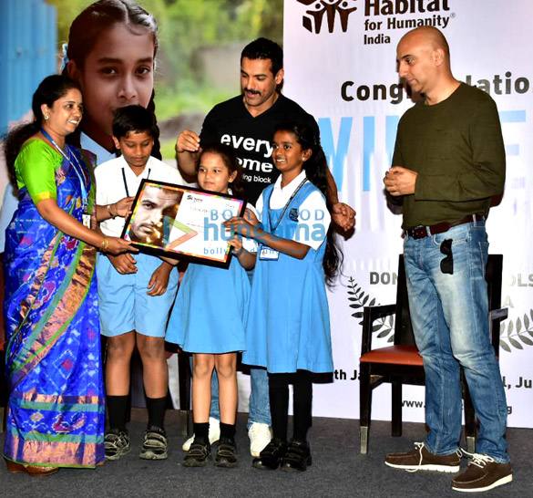 john abraham graces the habitat for humanity india event 2