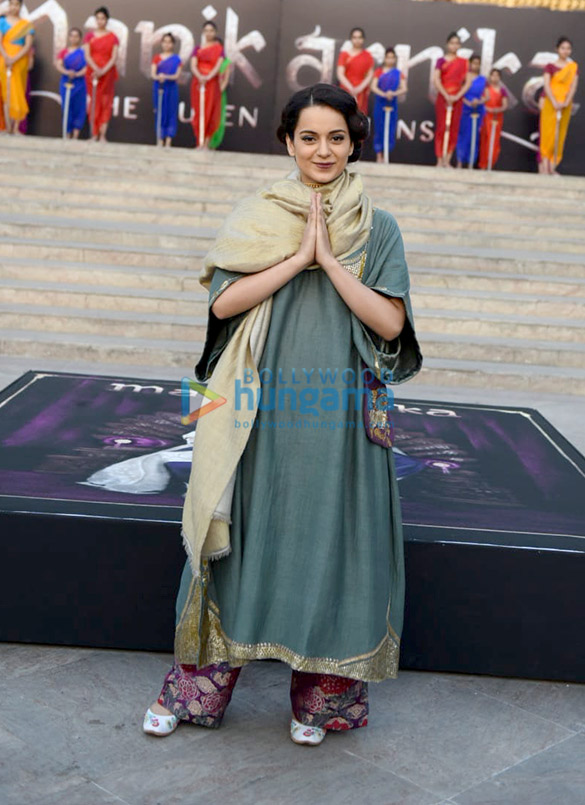 kangana ranaut graces the launch of the music from her film manikarnika 4