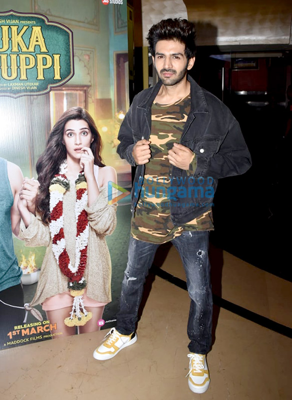 kartik aaryan kriti sanon pankaj tripathi and others grace the trailer launch of luka chuppi 4