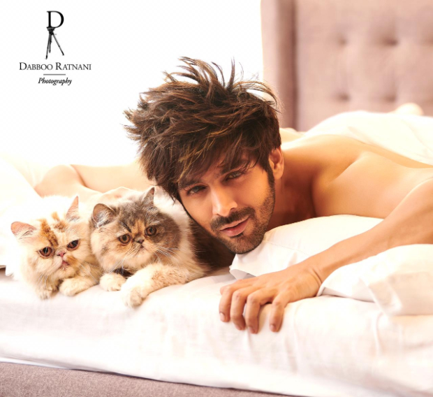 Glimpse of Dabboo Ratnani Calendar 2019 – Vidya Balan, Kartik Aaryan, Kriti Sanon, Tiger Shroff, Sidharth Malhotra, Sonakshi Sinha, Shraddha Kapoor and Kiara Advani unveil their looks