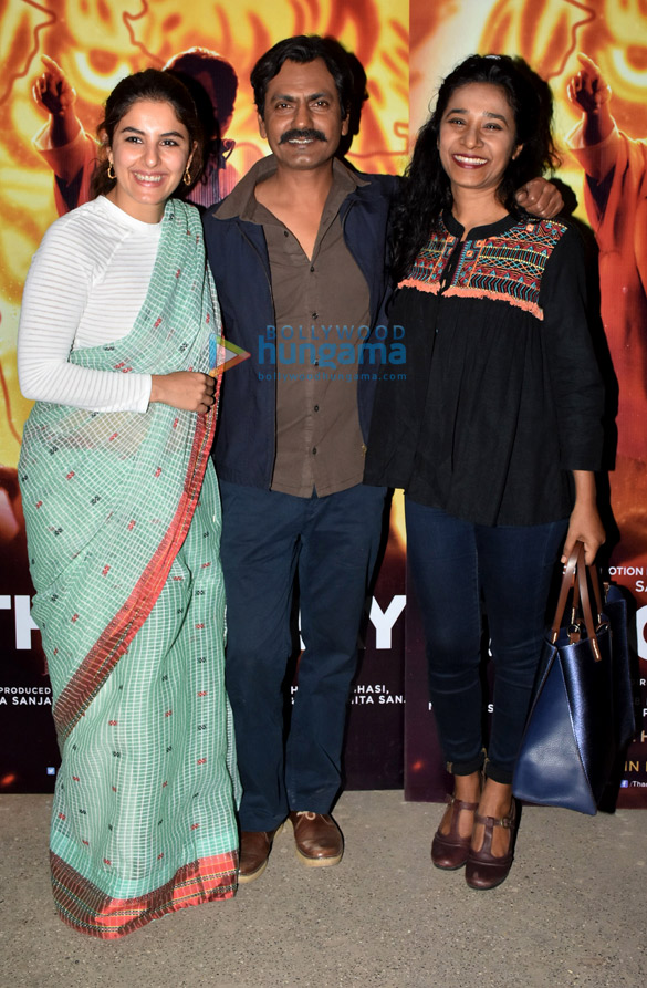 nawazuddin siddiqui amrita rao and others grace the special screening of thackeray 5
