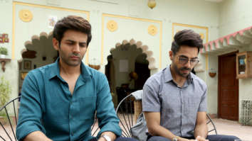 Movie Wallpapers Of The Movie Pati Patni Aur Woh