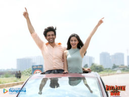 Movie Wallpapers Of The Movie Pati Patni Aur Woh