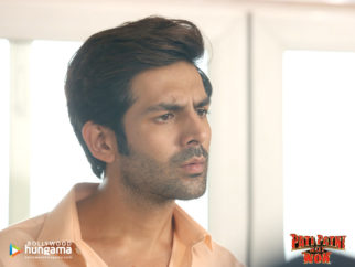 Movie Wallpapers Of The Movie Pati Patni Aur Woh