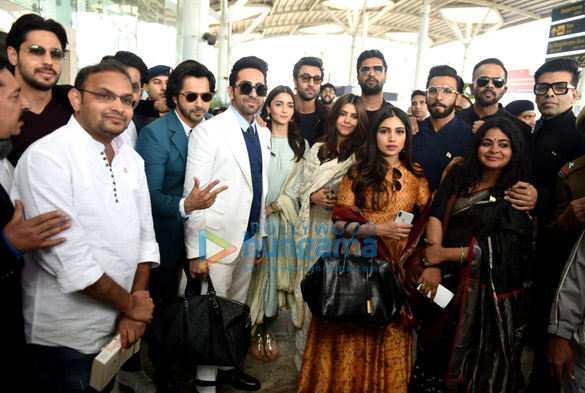 Ranbir Kapoor, Alia Bhatt, Ranveer Singh, Varun Dhawan and others snapped in Delhi to meet PM Narendra Modi Ranbir Kapoor, Alia Bhatt, Ranveer Singh, Varun Dhawan and others snapped in Delhi to meet PM Narendra Modi
