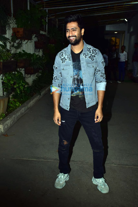 ranveer singh katrina kaif varun dhawan and others grace the special screening of uri 9