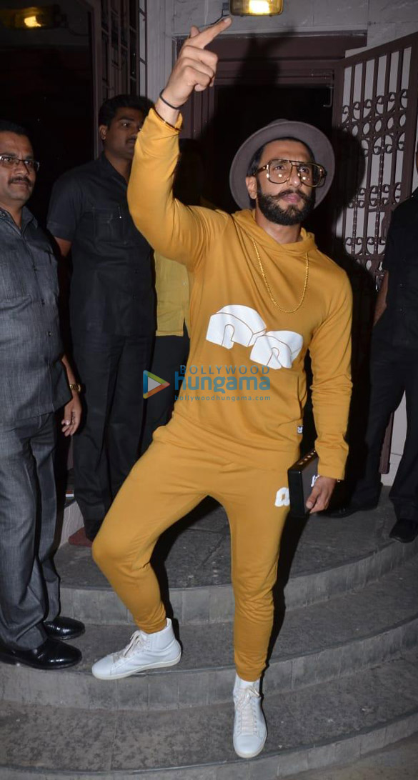 ranveer singh spotted at dubbing studio 2 3