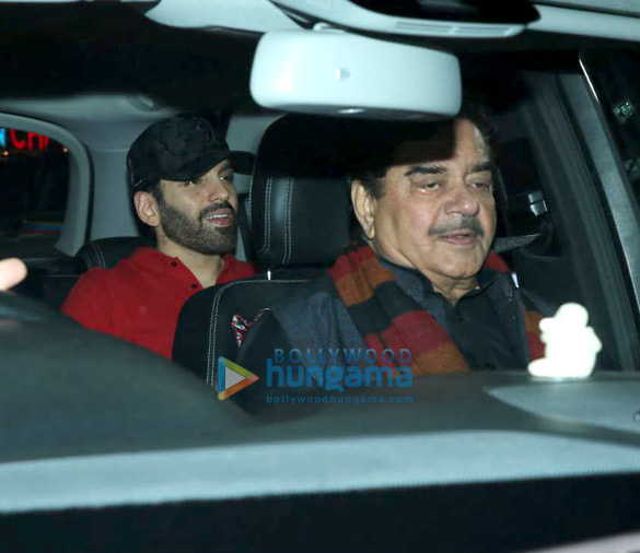 shatrughan sinha akbar khan and others grace sanjay khans birthday bash 6