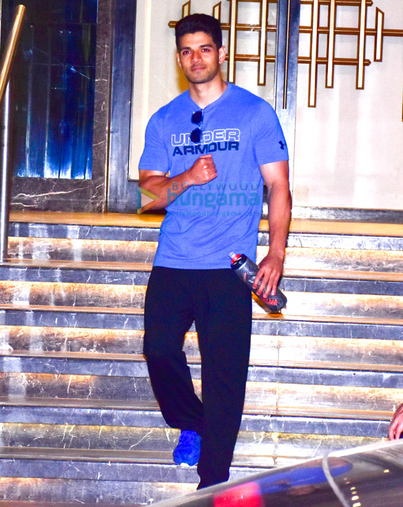 sonal chauhan and sooraj pancholi spotted at the gym in juhu 2