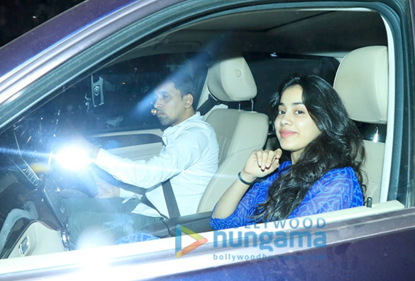sonam kapoor ahuja and janhvi kapoor spotted at soho house in juhu 6