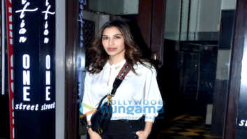 Sophie Choudry spotted at Bastian in Bandra