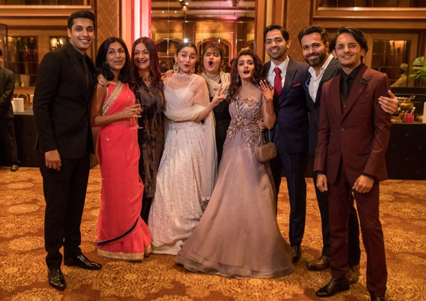 THROWBACK! Alia Bhatt, Pooja Bhatt and Emraan Hashmi strike a goofy pose at cousin Sakshi Bhatt's wedding reception