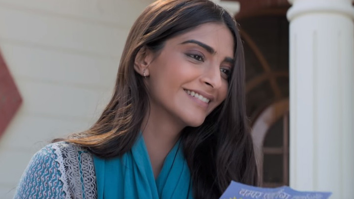 Title Song (Ek Ladki Ko Dekha Toh Aisa Laga)