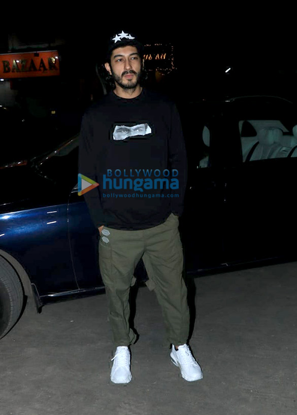 varun dhawan malaika arora rakul preet singh and others spotted at soho house in juhu 5