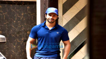 Varun Dhawan, Shahid Kapoor and Meera Rajput snapped at the gym in Juhu