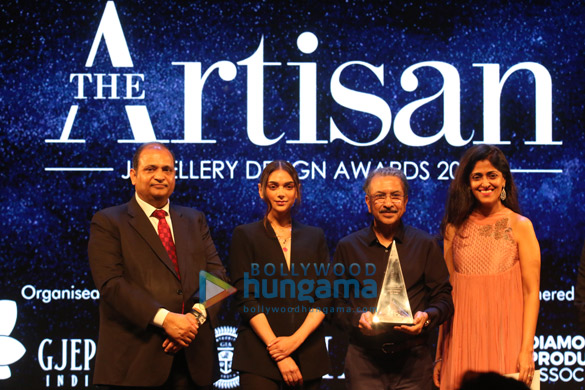 aditi rao hydari snapped attending the artisan jewellery design awards 2019 4