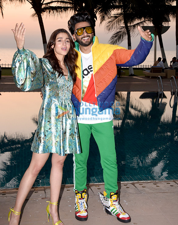 alia bhatt and ranveer singh snapped during promotions of gully boy at novotel juhu 4
