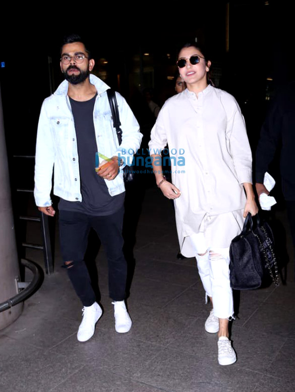 arjun kapoor virat kohli anushka sharma and others snapped at the airport 5