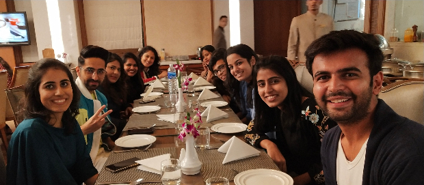 Ayushmann Khurrana treats his special fans to dinner! 
