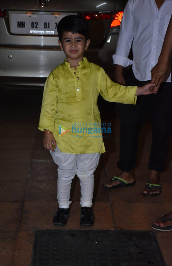 celebs attend ekta kapoors son ravie kapoors naming ceremony 1