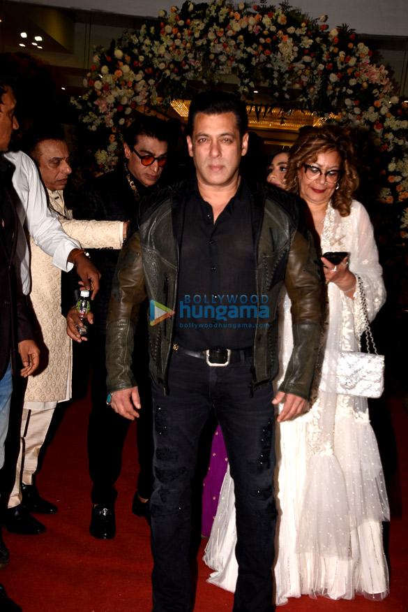Celebs grace Azhar Morani’s wedding reception Celebs grace Azhar Morani’s wedding reception