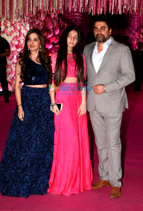 celebs grace azhar moranis wedding reception 22