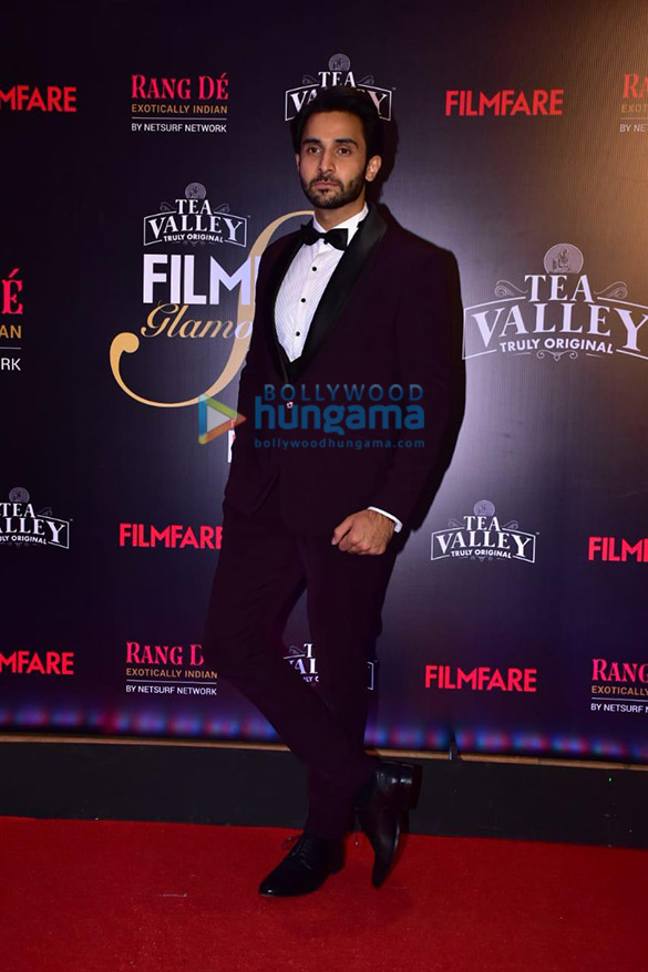 celebs grace filmfare glamour and style awards 2019 at jw marriott in juhu 002 10