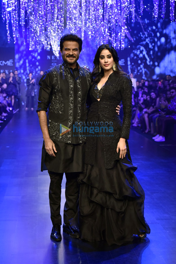 janhvi kapoor ranveer singh anil kapoor and others walk the ramp at lakme fashion week summer resort 2019 day 4 10