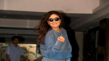 Kareena Kapoor Khan spotted at Soha Ali Khan’s house