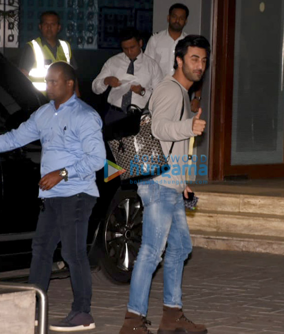Ranbir Kapoor, Alia Bhatt, Malaika Arora and others snapped at the airport